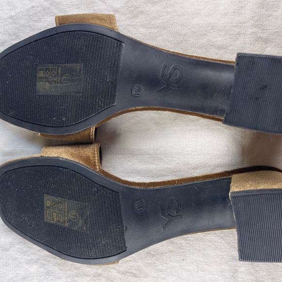 Yosi Samra Tan Velvet Mules - Picture 4 of 8